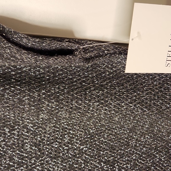 Stella & Dot Silver thread Asymmetrical top - Picture 4 of 5